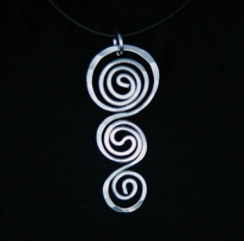 Eddy Necklace