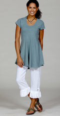 Ruffle Bottom Capris