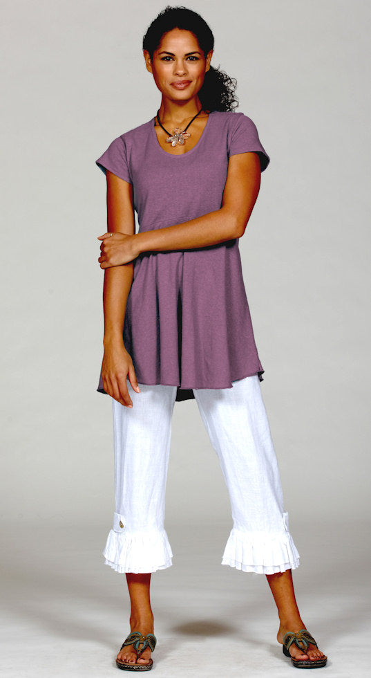 Ruffle Bottom Capris