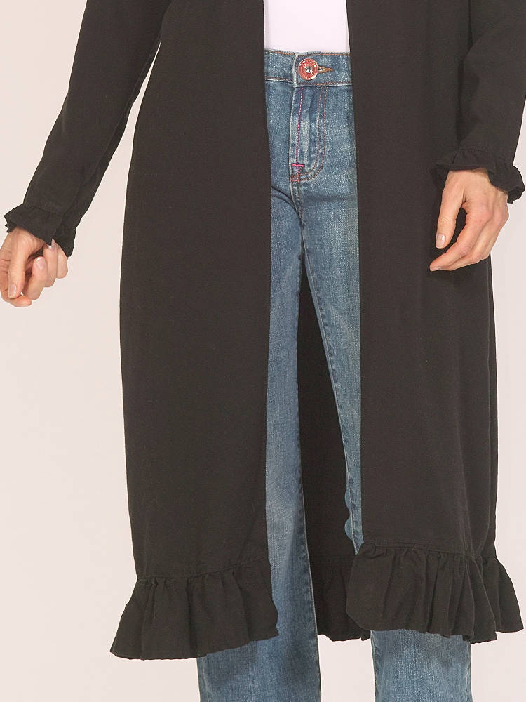 Ruffle Duster