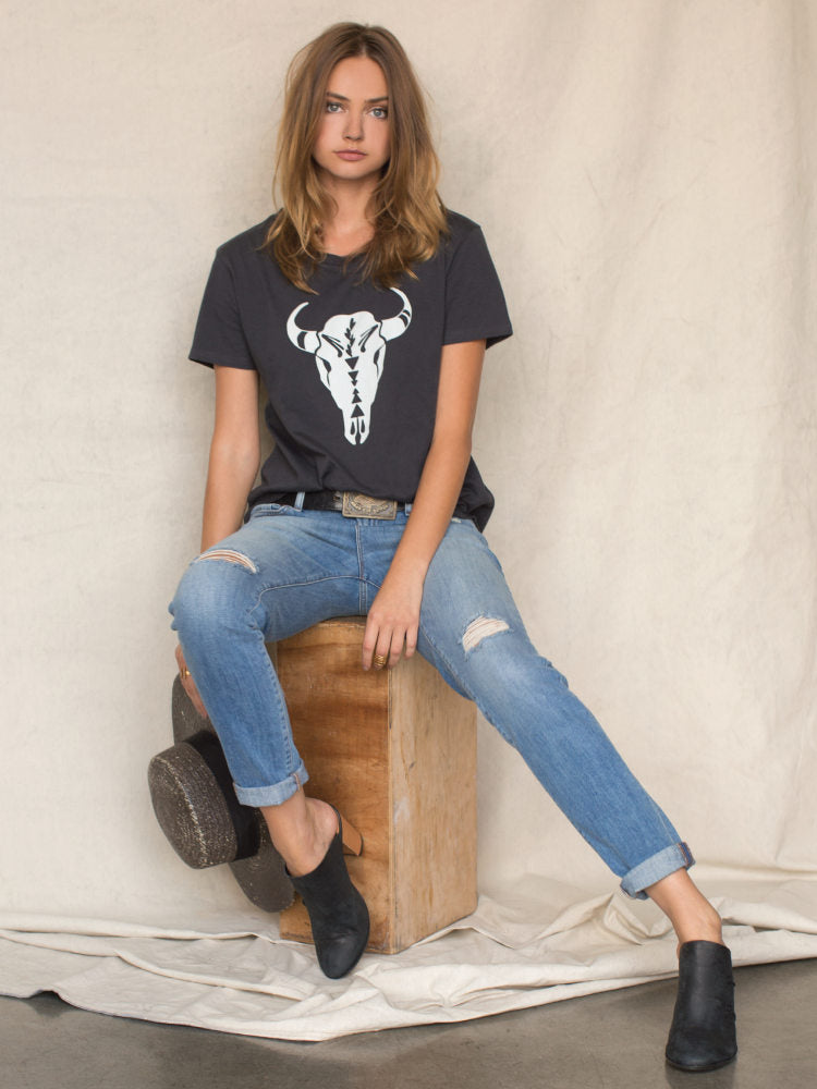 Buffalo Boyfriend Tee